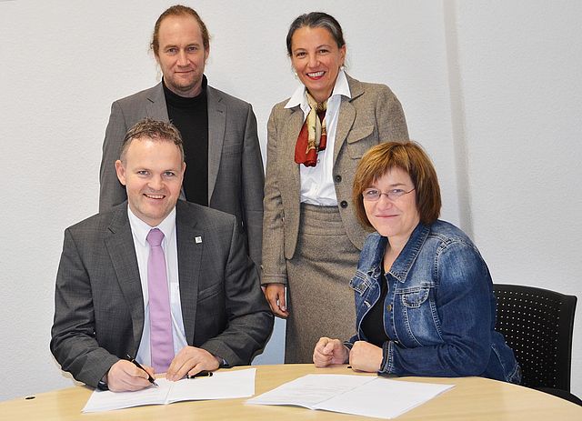 Unterzeichnung der 2. Kooperationsvereinbarung zwischen der Fachhochschule Nordhausen und dem Institut für Systemische Ausbildung und Entwicklung GmbH Weinheim