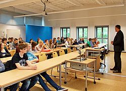 Eröffnung des „Zukunftsportals Wissenschaft und Technik für Gymnasien 2013“ an der FH Nordhausen