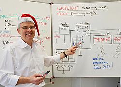 Prof. Dr.-Ing. Matthias Viehmann vom Studiengang Technische Informatik an der Fachhochschule Nordhausen im Adventskalender der FHN
