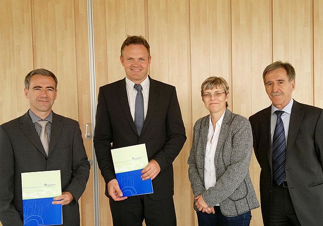 Unterzeichnung des Kooperationsvertrages zwischen der Fachhochschule Nordhausen und der Analytik Jena AG