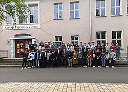 Chinesische Studentinnen und Studenten zu Besuch an der HSN 